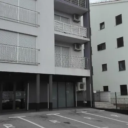 Stylish Apartmán *