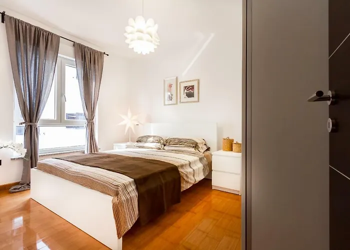City Central With Free Parking * Pula