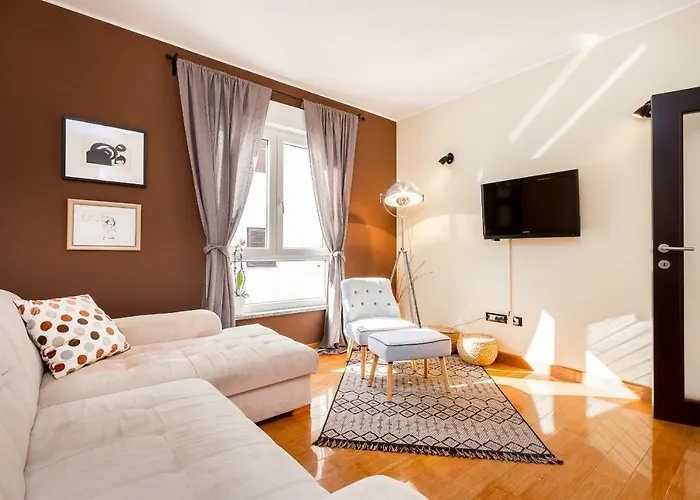 City Central With Free Parking Apartman *